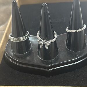 Elegant Silver Ring Set of 3 with Bow Design